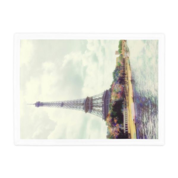 Tour Eiffel Plush Fleece Blanket - Image 2